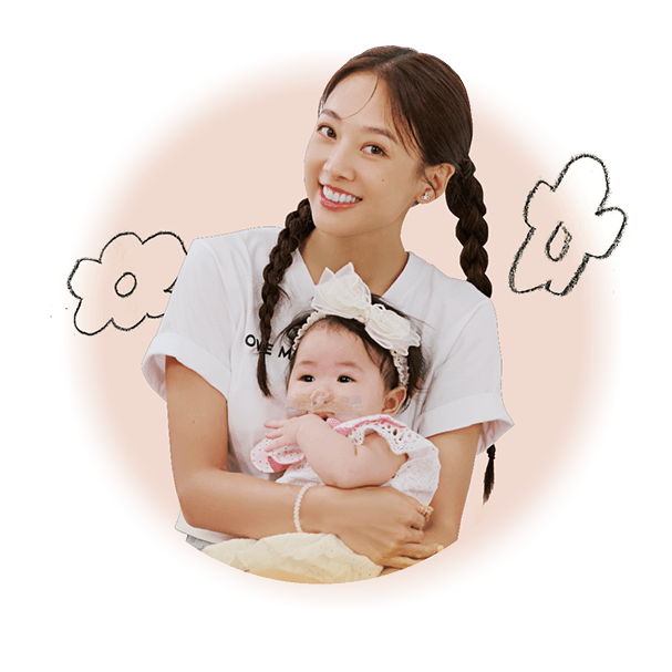 愛心大使 GEmma 吳映潔 抱著寶寶
